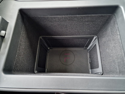 XPENG G6 - Armlehne Stauraum